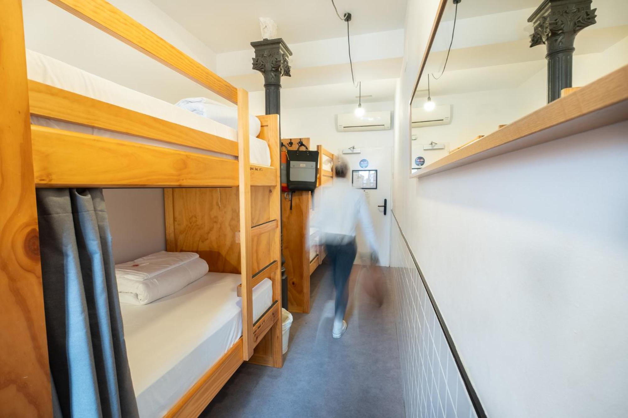 Einzelbett im gemischten 4-Bett-Schlafsaal mit Gemeinschaftsbad